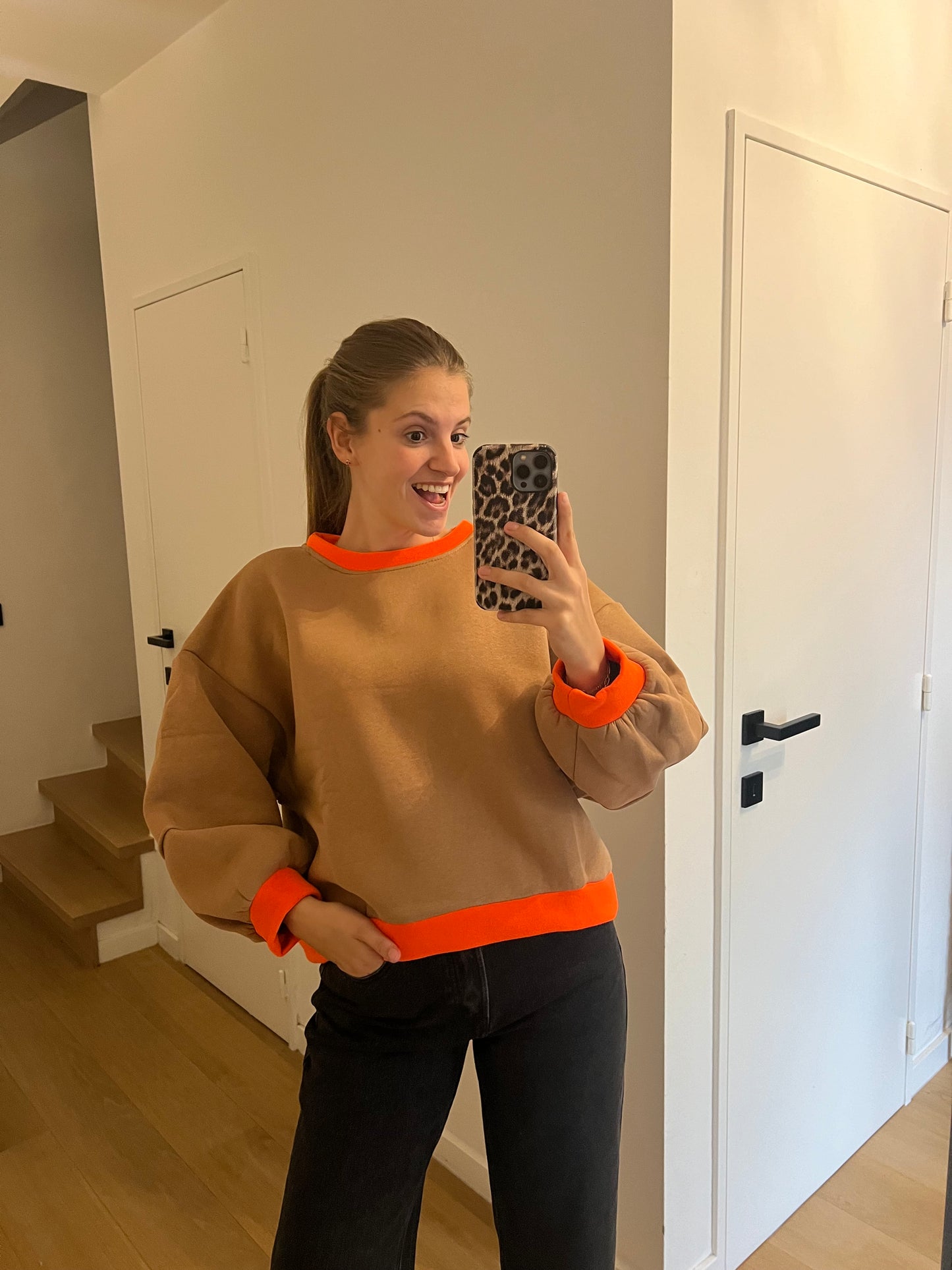 SWEATER BEIGE/ORANJE