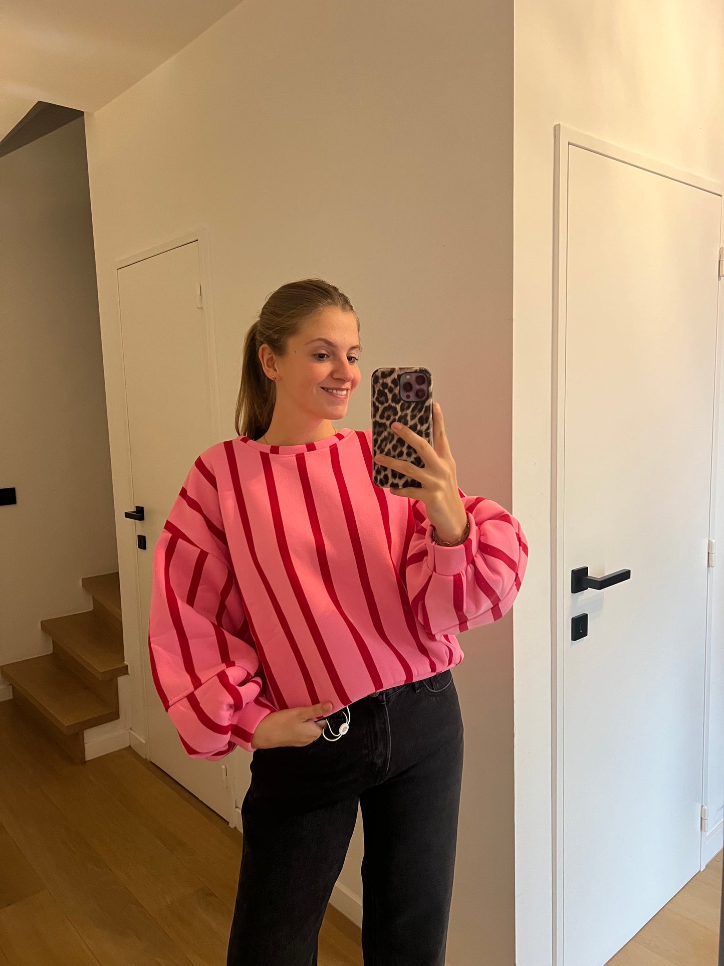 SWEATER GESTREEPT ROZE