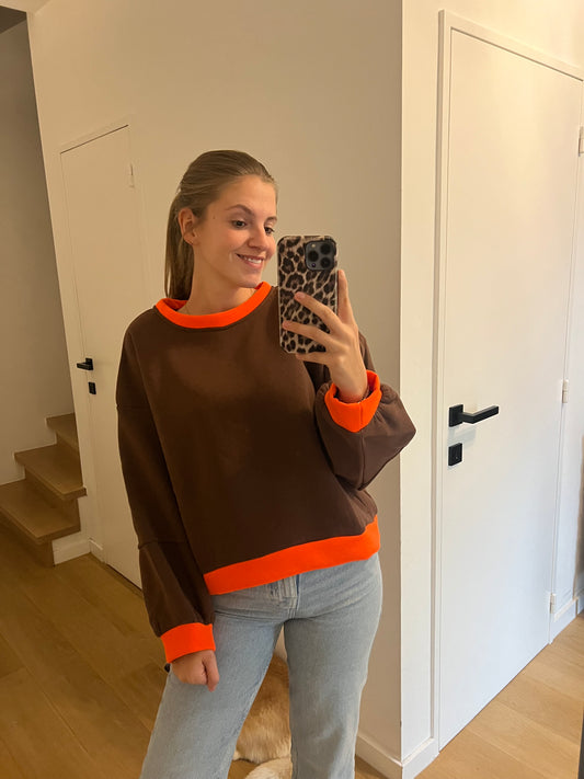 SWEATER BRUIN/ORANJE